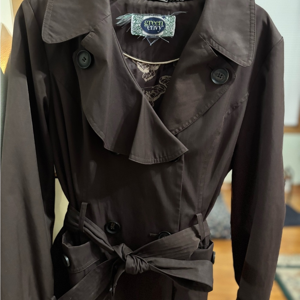 Brown  Trench Coat with Wide Collar and Matching Belt